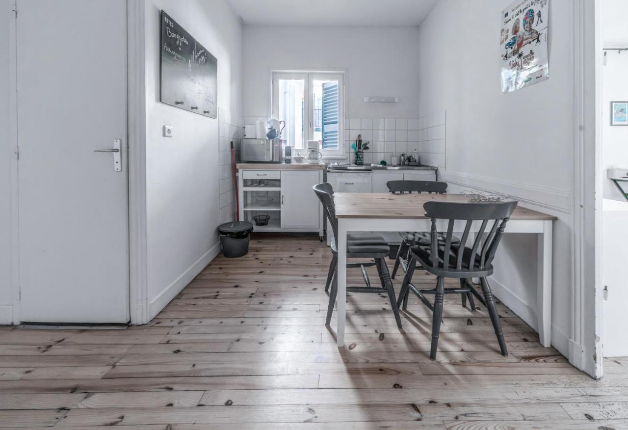Residence Epinat II - Appartements Centre - Parking Vichy Bagian luar foto