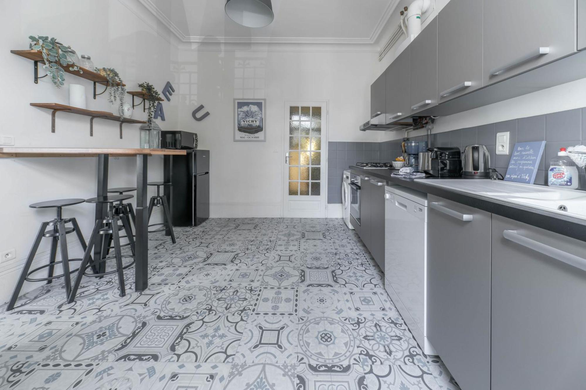 Residence Epinat II - Appartements Centre - Parking Vichy Ruang foto