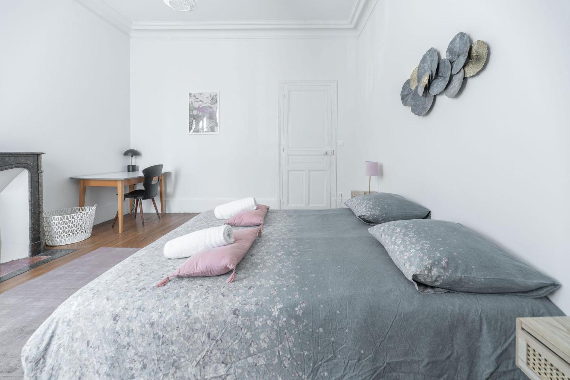 Residence Epinat II - Appartements Centre - Parking Vichy Ruang foto