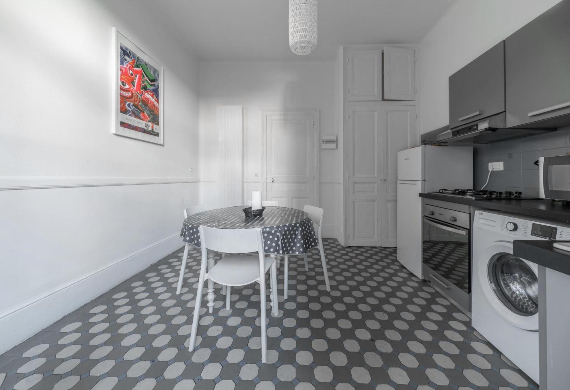 Residence Epinat II - Appartements Centre - Parking Vichy Bagian luar foto